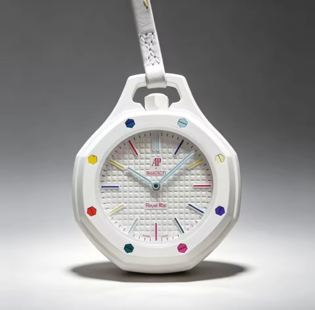 Montre Swatch x Audemars Piguet Royal Oak “Royal Pop” Édition Premium Plusieurs coloris